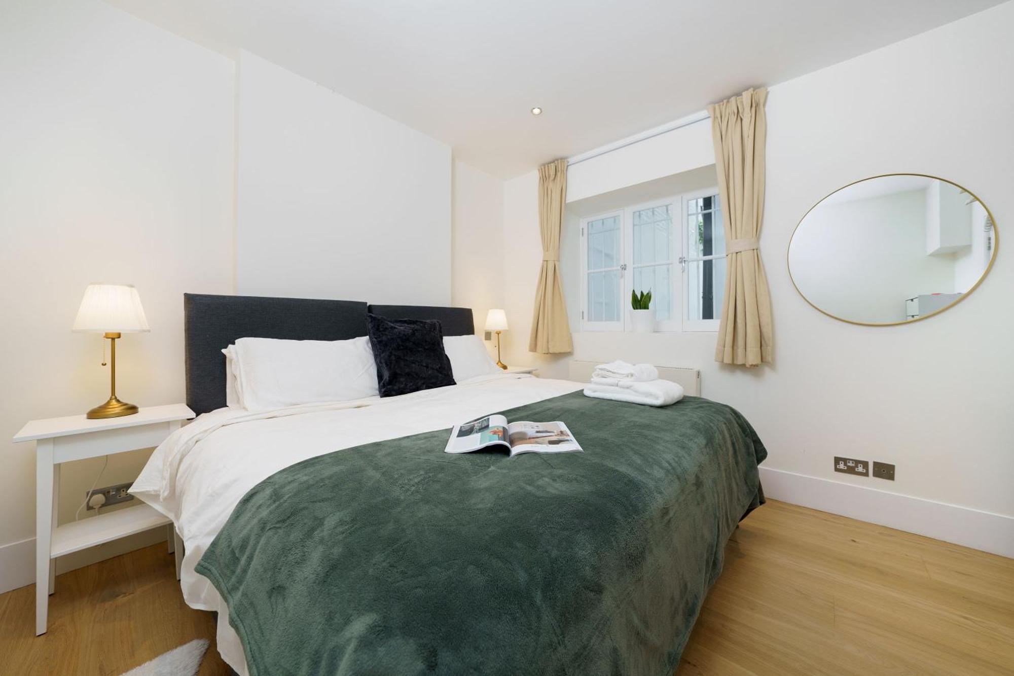 2 Bedroom Flat In Pimlico & Westminster Londres Extérieur photo