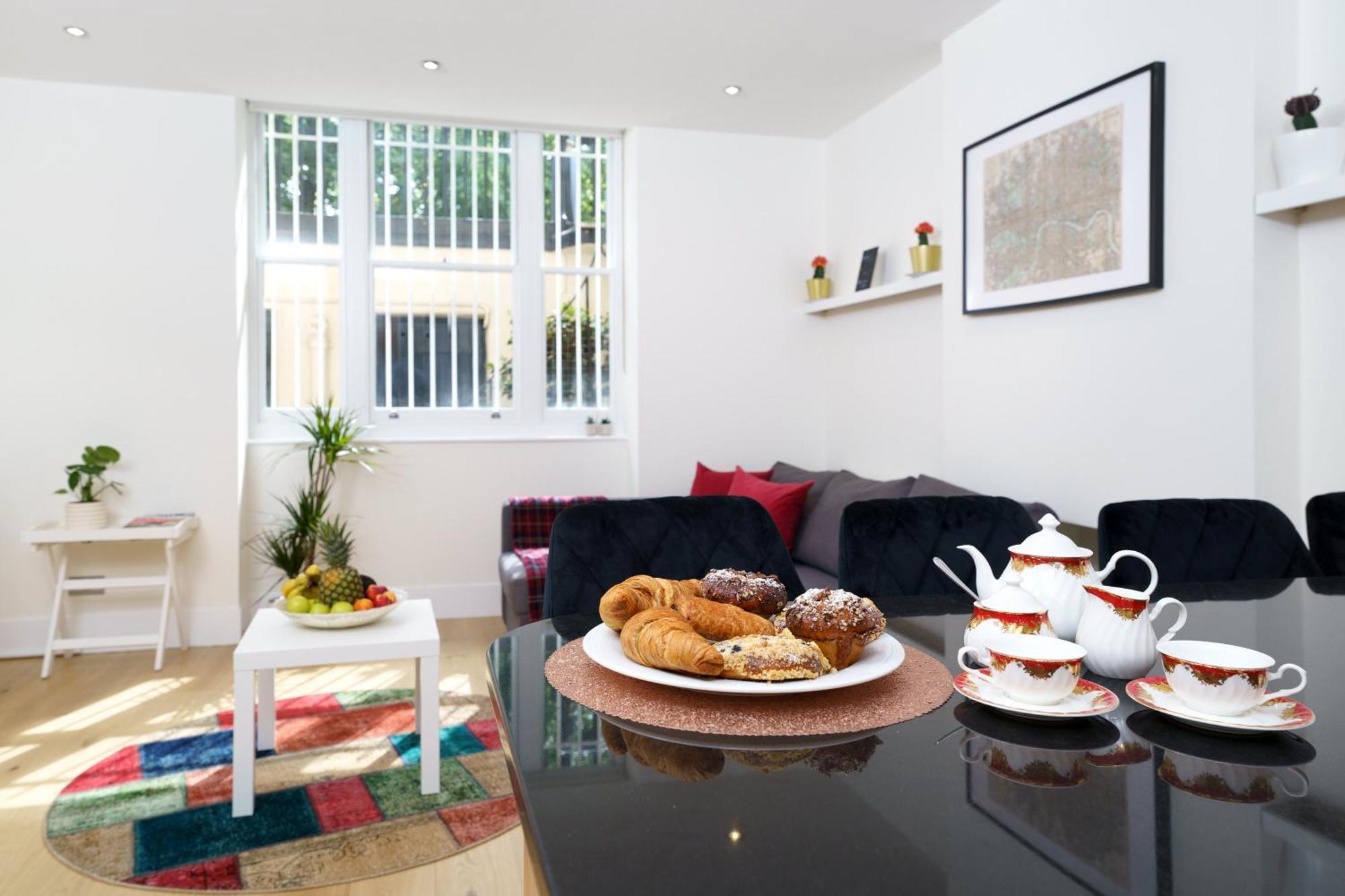 2 Bedroom Flat In Pimlico & Westminster Londres Extérieur photo